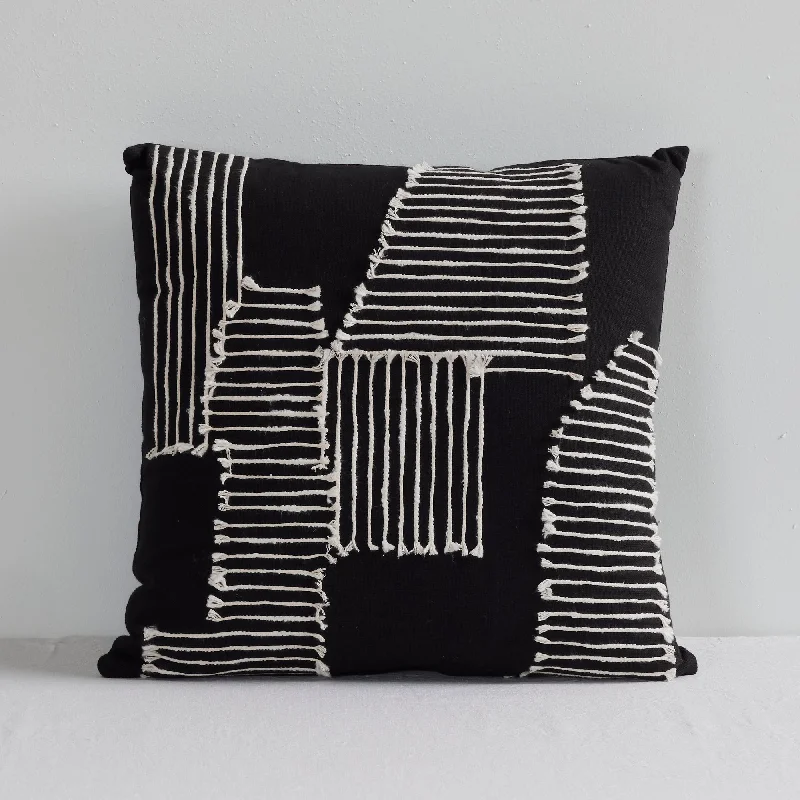 Ashton Cushion - Black/Ivory - 50x50cm