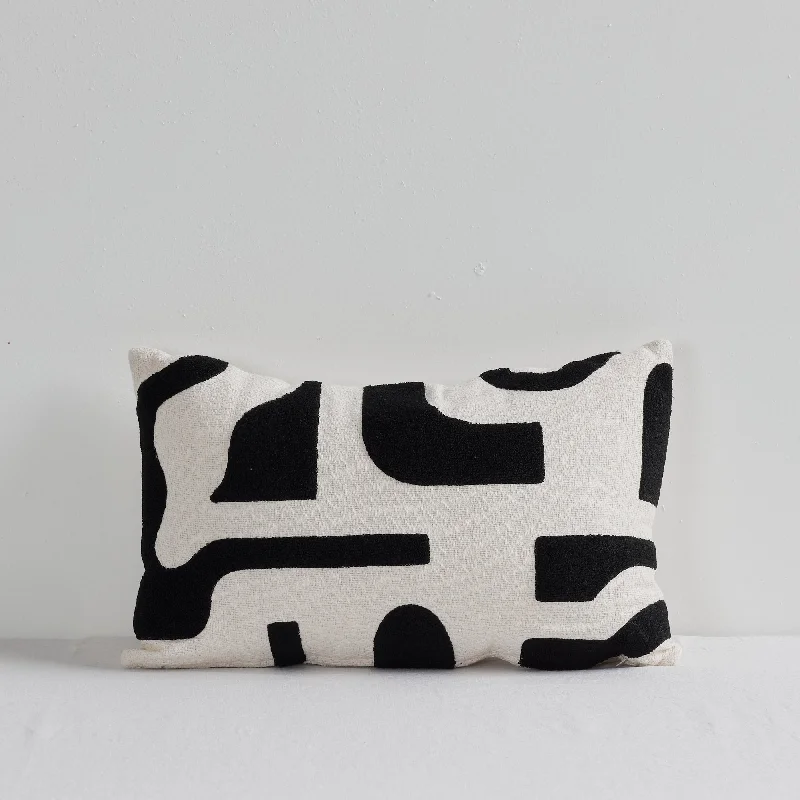 Felix cushion - Ivory/Black - 30x50cm