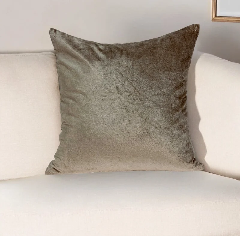 18" X 7" X 18" Transitional Taupe Solid Pillow Cover With Poly Insert