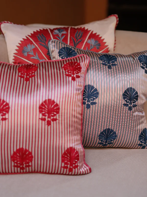 Striped Tulip Cushion Cover (Sapphire)